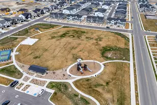 9874 N Bedford Ct, Highland, UT 84003 - Photo 32