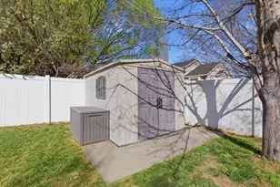 5774 W Dawn Vista Rd, West Jordan, UT 84081 - Photo 38