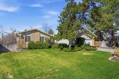 1781 E Portal Way S, Sandy, UT 84093 - Photo 2