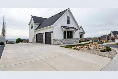 159 E 3900 N, North Ogden, UT 84414 - Photo 2