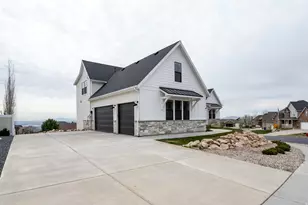 159 E 3900 N, North Ogden, UT 84414 - Photo 2