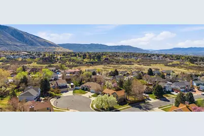 10346 S Woodglen Cir, Sandy, UT 84092 - Photo 42