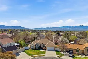 10346 S Woodglen Circle, Sandy, UT 84092 - Photo 40