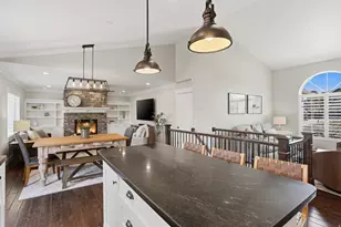 10346 S Woodglen Circle, Sandy, UT 84092 - Photo 6