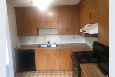 639 N University Ave #10, Provo, UT 84601 - Photo 6