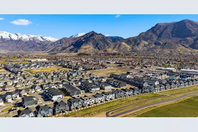 9747 N Ashgrove Ln, Highland, UT 84003 - Photo 46