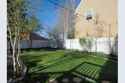 734 E Gables St, Midvale, UT 84047 - Photo 36