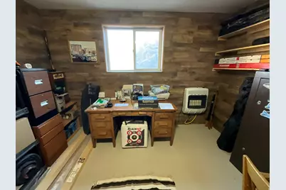 634 Black Steer Rd, Aneth, UT 84510 - Photo 32