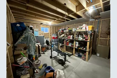 634 Black Steer Rd, Aneth, UT 84510 - Photo 34