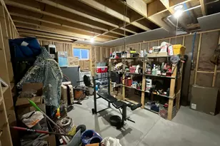 634 Black Steer Rd, Aneth, UT 84510 - Photo 34