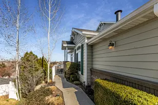 5263 Daybreak Dr, South Ogden, UT 84403 - Photo 4