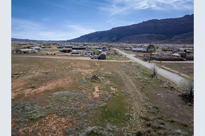 4693 S Sunny Acres S, Moab, UT 84532 - Photo 4