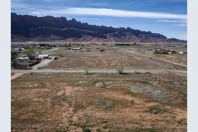 4693 S Sunny Acres S, Moab, UT 84532 - Photo 10