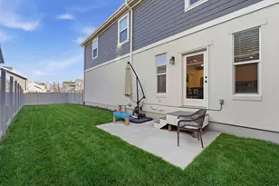 979 W Shoreline Dr, Layton, UT 84041 - Photo 28