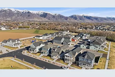 979 W Shoreline Dr, Layton, UT 84041 - Photo 34