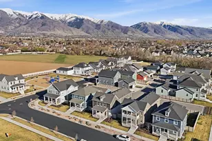 979 W Shoreline Dr, Layton, UT 84041 - Photo 34