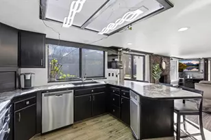 6245 S Steeple Chase Ln, Murray, UT 84121 - Photo 12