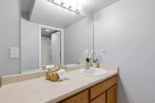 8287 S 6250 W, West Jordan, UT 84081 - Photo 30