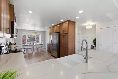 8287 S 6250 W, West Jordan, UT 84081 - Photo 4
