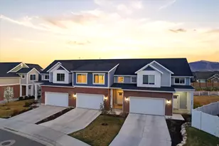 5433 W Autumn Moon Ln, Herriman, UT 84096 - Photo 2