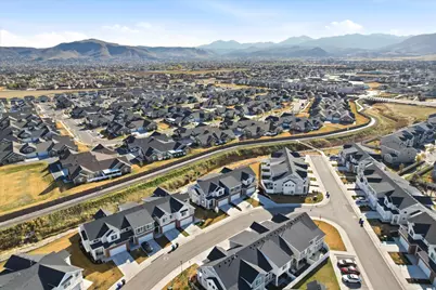 5433 W Autumn Moon Ln #218, Herriman, UT 84096 - Photo 32