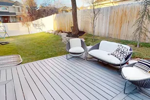 11779 S Windcroft Ct E, Sandy, UT 84092 - Photo 12