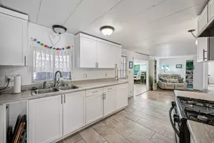 370 E Merlin St N, North Salt Lake, UT 84054 - Photo 12