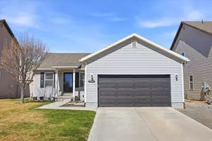 2341 E Summit Way, Eagle Mountain, UT 84005 - Photo 1