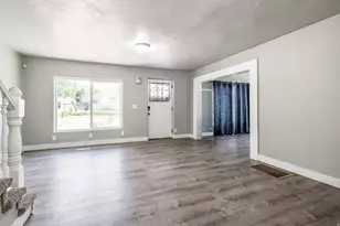150 S 450 E, Clearfield, UT 84015 - Photo 8