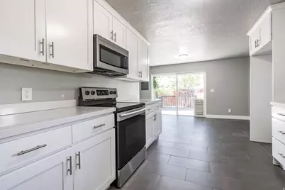 150 S 450 E, Clearfield, UT 84015 - Photo 2