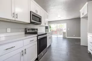 150 S 450 E, Clearfield, UT 84015 - Photo 2