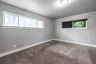 150 S 450 E, Clearfield, UT 84015 - Photo 22