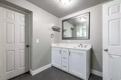 150 S 450 E, Clearfield, UT 84015 - Photo 4
