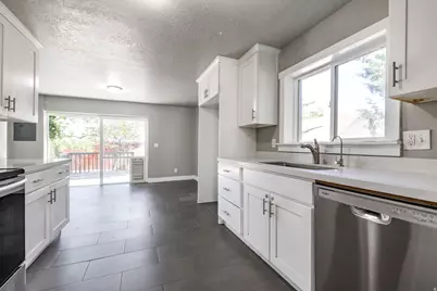 150 S 450 E, Clearfield, UT 84015 - Photo 32