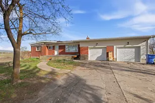 2305 W 2200 S, Wellsville, UT 84339 - Photo 18