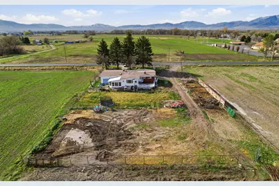 2305 W 2200 S, Wellsville, UT 84339 - Photo 14