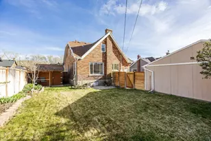 8859 W Park St, Copperton, UT 84006 - Photo 30