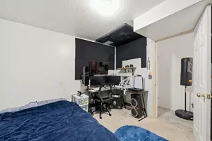 5660 S 1425 E, South Ogden, UT 84403 - Photo 24