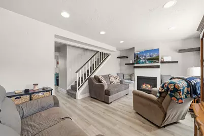 5660 S 1425 E #E3, South Ogden, UT 84403 - Photo 4