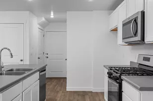 268 E Serenity Ave, Tooele, UT 84074 - Photo 22