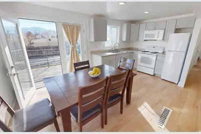 4929 S 1950 W, Taylorsville, UT 84129 - Photo 6