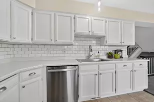 499 N 200 W, Bountiful, UT 84010 - Photo 16