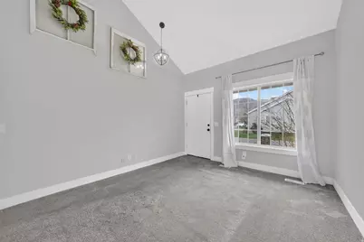 499 N 200 W #19, Bountiful, UT 84010 - Photo 4