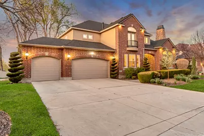 329 E Brown Farm Ln S, Draper, UT 84020 - Photo 4