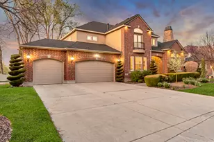 329 E Brown Farm Ln S, Draper, UT 84020 - Photo 4