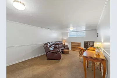 978 N 170 E, Bountiful, UT 84010 - Photo 16