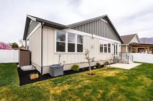 1670 E Hopkins Ln, Salt Lake City, UT 84108 - Photo 16