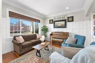 10294 N Carriage Ln, Cedar Hills, UT 84062 - Photo 2