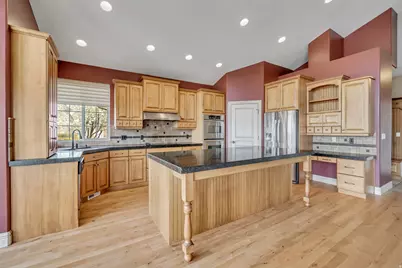 1653 E Pear Orchard Ct, Draper, UT 84020 - Photo 10