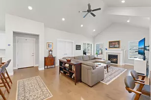 417 N Mallard Dr, Vineyard, UT 84059 - Photo 2